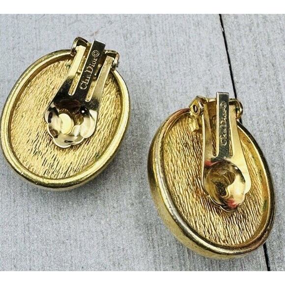 Christian Dior Vintage Gold Tone Oval Clip On Earrings Faux Pearl Cabochon - Picture 3 of 16